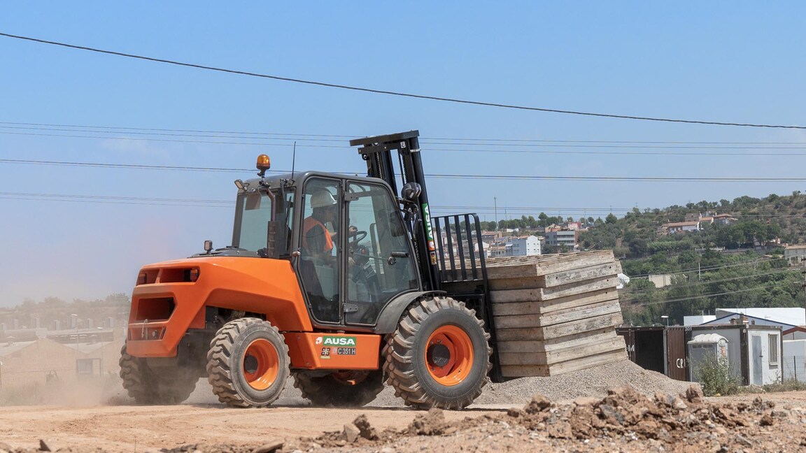 AUSA C351H carrello elevatore fuoristrada